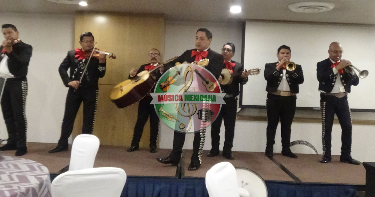 Mariachis en Bosque de Echegaray