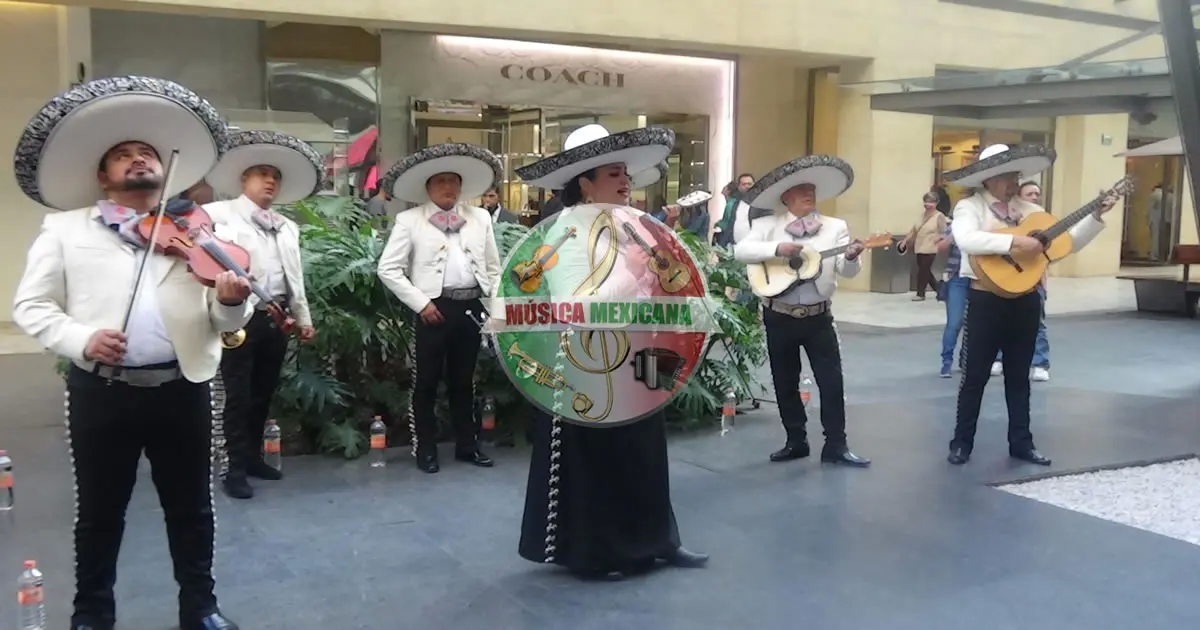 Mariachis en Gustavo A. Madero