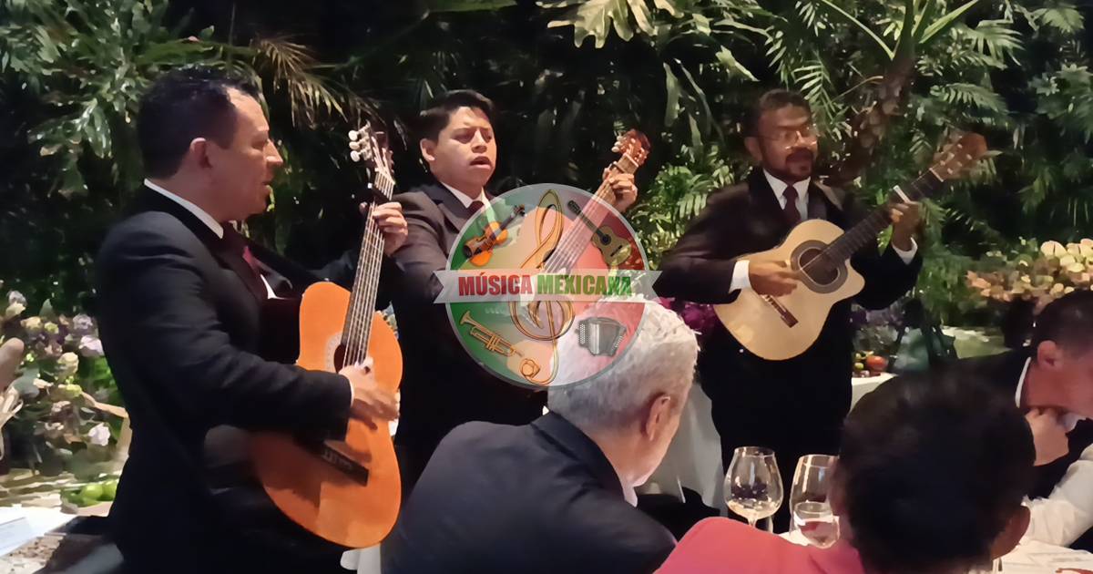 tríos musicales en la Colonia Apatlaco Iztapalapa